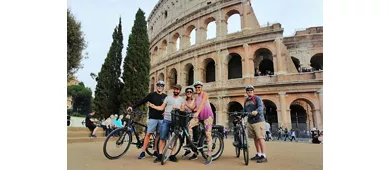 Rome: Electric Bicycle Rental in Piazza Venezia
