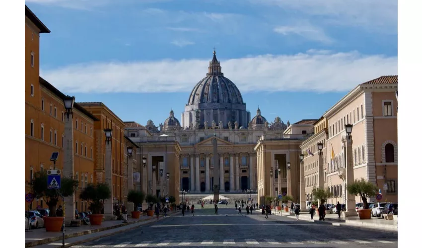 Basilica di San Pietro, Cupola e Grotte Vaticane: Tour guidato per piccoli gruppi