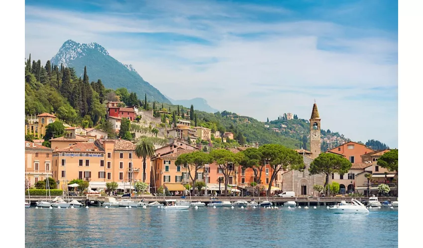 Sirmione e il Lago di Garda: Tour guidato da Verona + Barca privata + Degustazione di Spritz