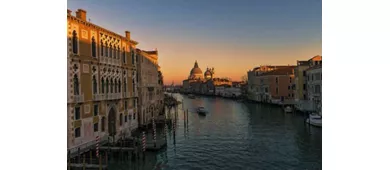 Venice: Gondola Ride with Live Commentary