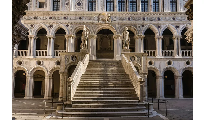 Doge's Palace: Guided Tour