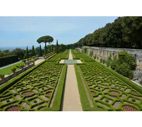 Pontifical Villas of Castel Gandolfo Gardens: Eco Minibus Tour