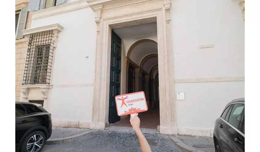 Palazzo Patrizi Montoro: Entry Ticket + Guided Walking Tour