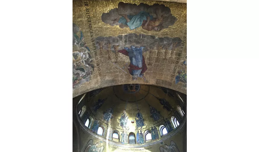 St. Mark’s Basilica: Guided Tour With Terrace access