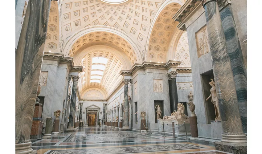 Musei Vaticani e Basilica di San Pietro: Biglietto Fast Track + Visita guidata