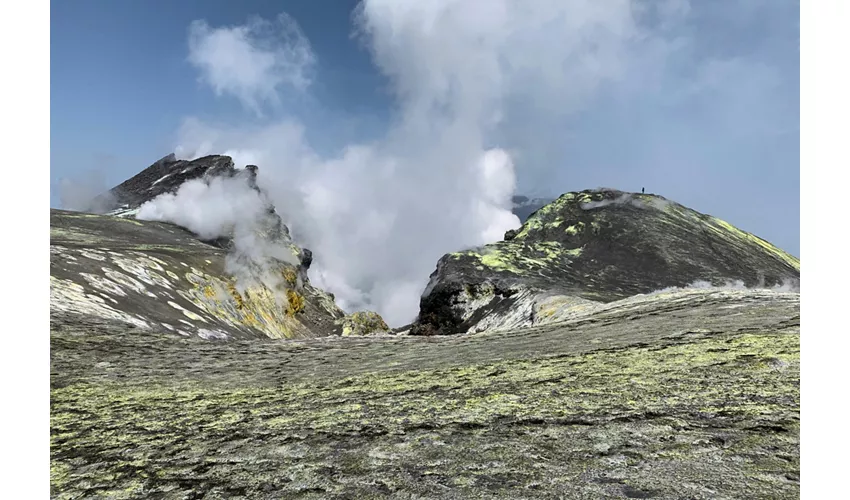 Excursión a la cima del Etna Norte en 4x4 + regreso a pie