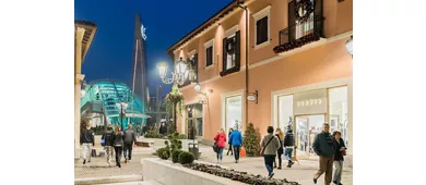 Serravalle Designer Outlet: Roundtrip from Milan