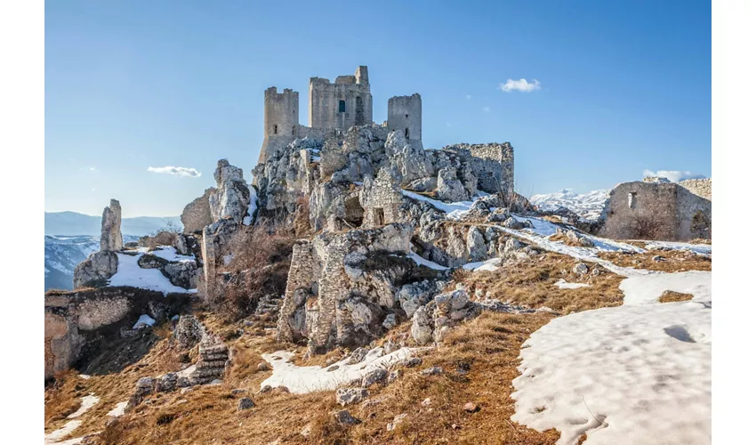 Abruzzo: tour guidato per piccoli gruppi da Roma + pranzo