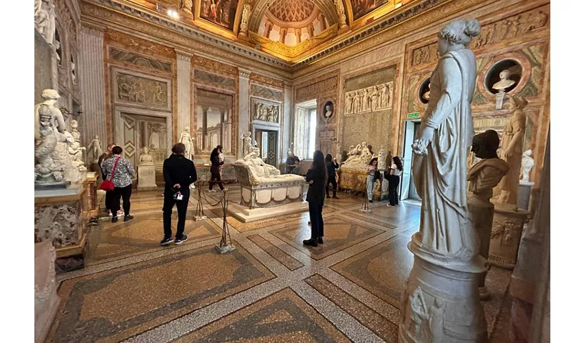 Borghese Gallery: Reserved Entrance