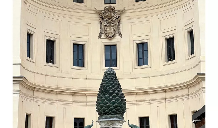 Vatican Museums & Sistine Chapel: Fast Track Ticket + Guided Tour