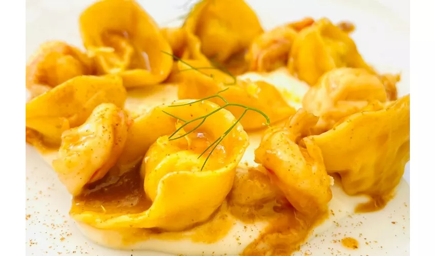 Emilia-Romaña: Clase de cocina marinera + Comida o Cena + Bebidas