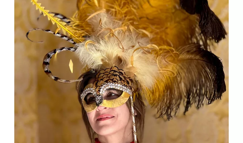 Venice: Masquerade Costume Experience