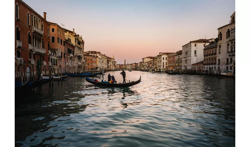 Venice: Private Gondola Ride on the Grand Canal