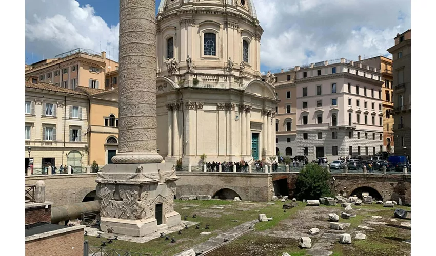 Roma: Tour panoramico in autobus + viaggio di andata e ritorno da/per Civitavecchia