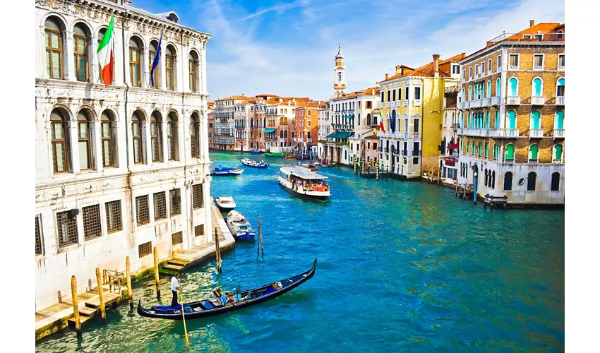 Vaporetto Pass: Venice Public Transport with Airport Transfer (ACTV)