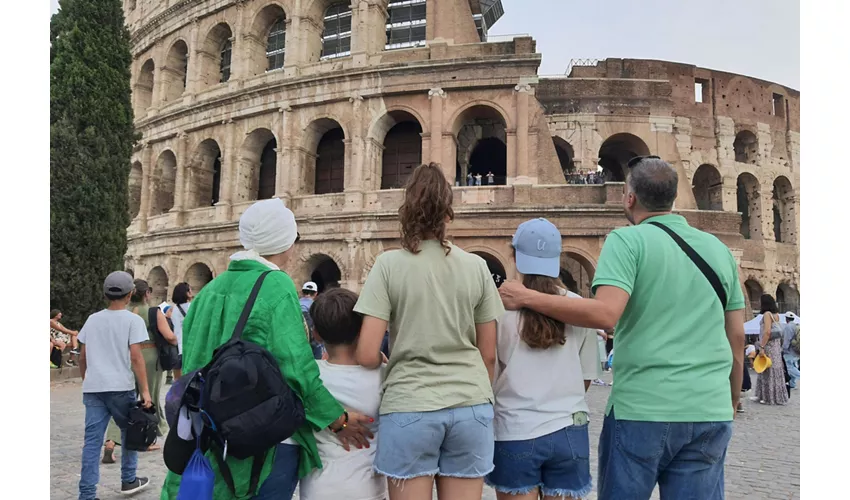 Coliseo + Tour guiado en grupo pequeño para familias