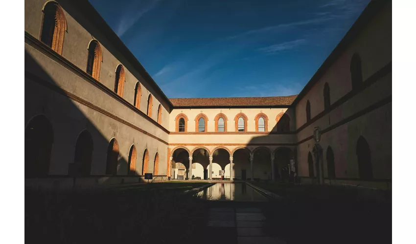 Castello Sforzesco Milano: Biglietto d'ingresso + Audioguida digitale