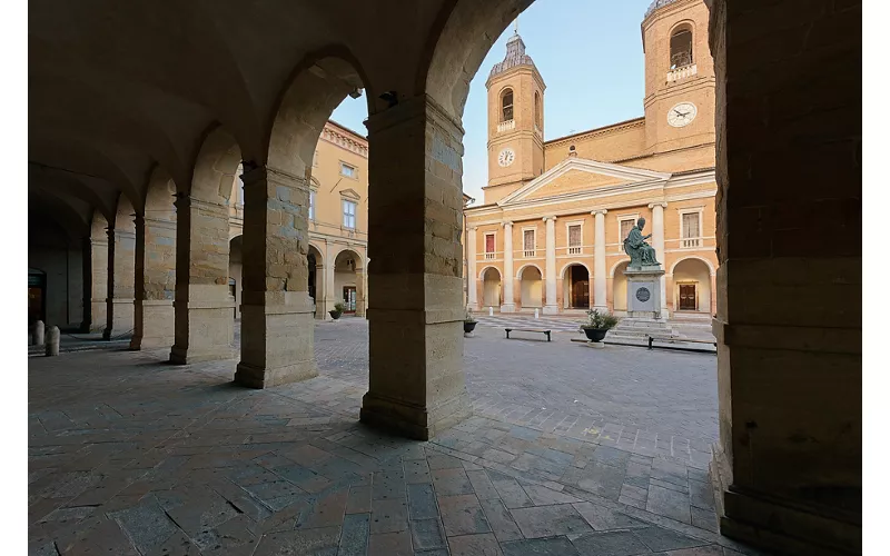 Una notte tra le mura: quando il silenzio diventa magia