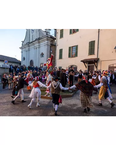 La Lachera, il carnevale storico di Rocca Grimalda