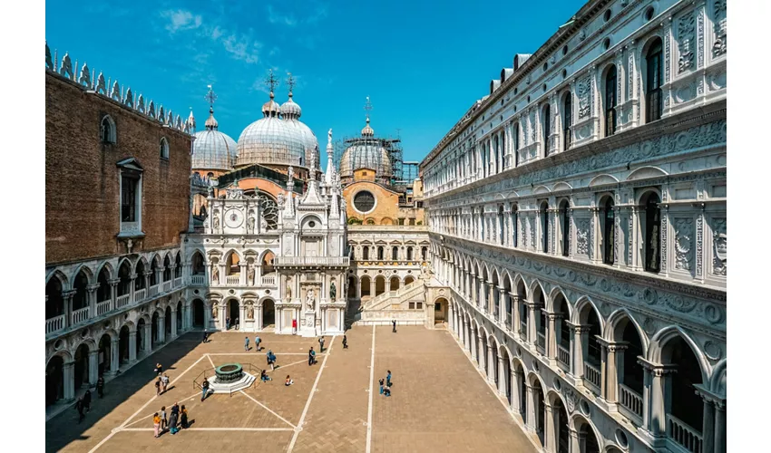 Doge’s Palace & St. Mark’s Basilica: Tour + Skip The Line With Basilica Terrace