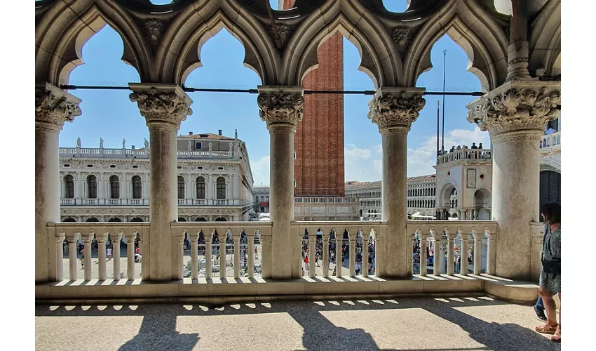 Doge’s Palace: Hidden Treasures & Terraces Guided Tour + Skip The Line Ticket