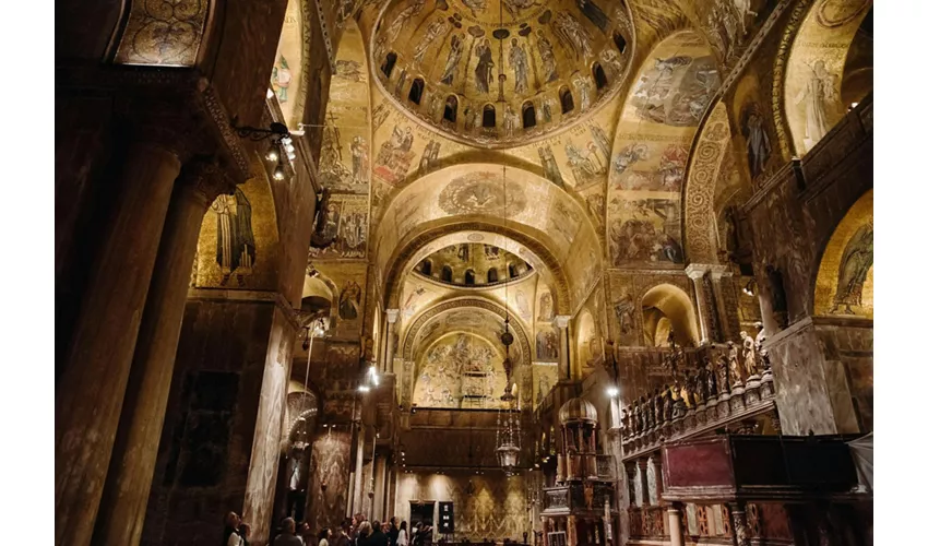 Basílica de San Marcos: Entrada exclusiva fuera de horario + Visita guiada