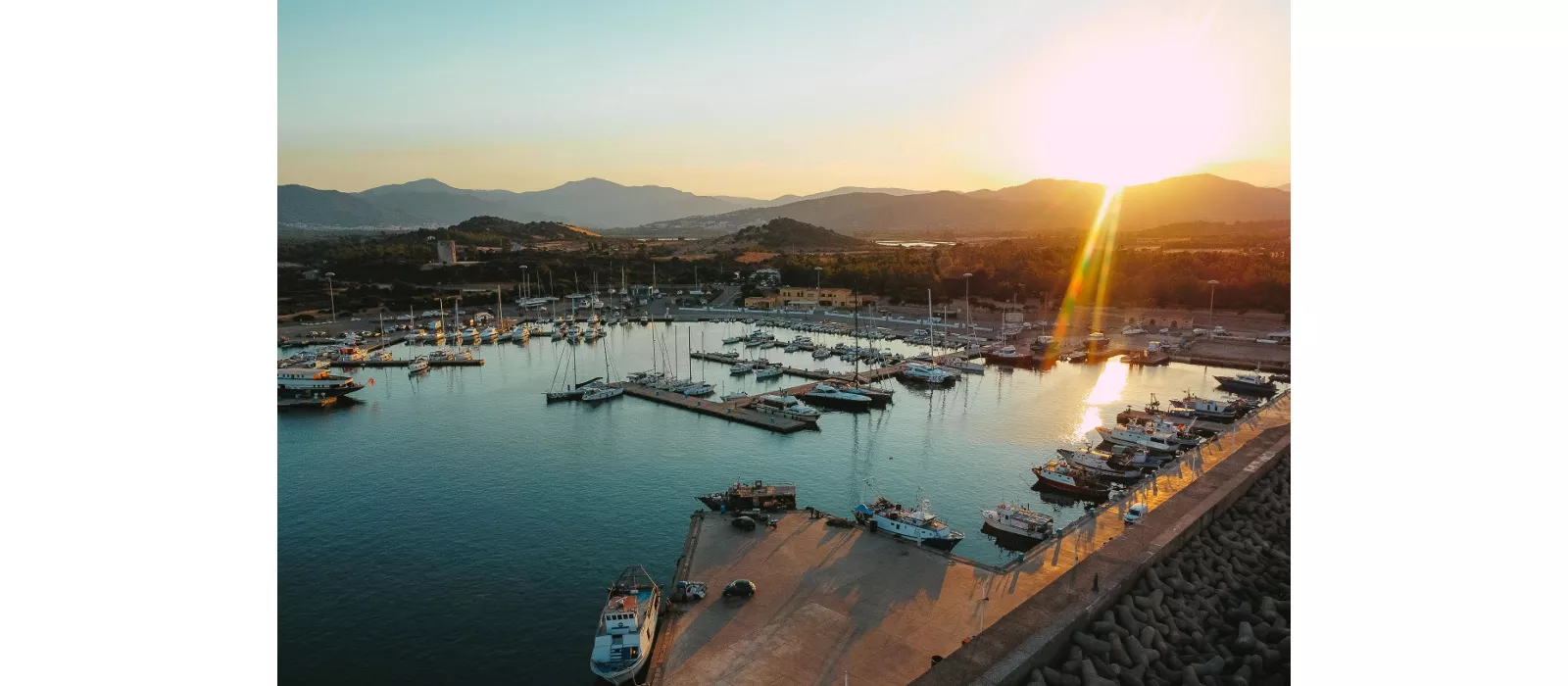 Da marina de Porto Corallo à descoberta do Sarrabus