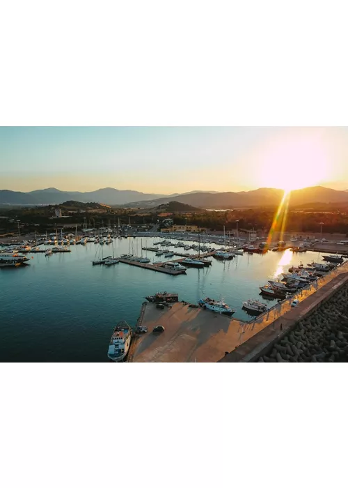 Da marina de Porto Corallo à descoberta do Sarrabus