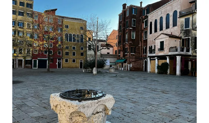 Venice: Jewish Quarter + Synagogue Entry Ticket + Smartphone Audio Guide