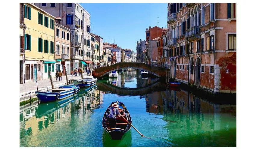 Venice Rialto & Jewish Quarter: Guided Walking Tour