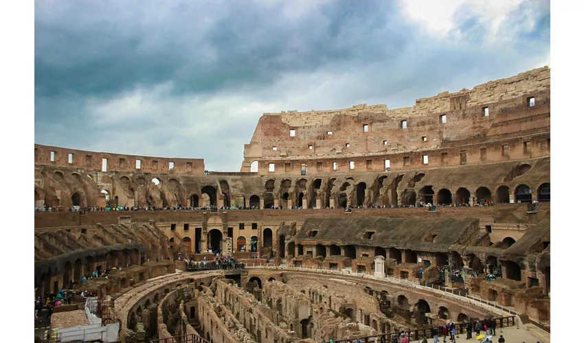 Coliseo, Arena, Foro Romano y monte Palatino + Audioguía