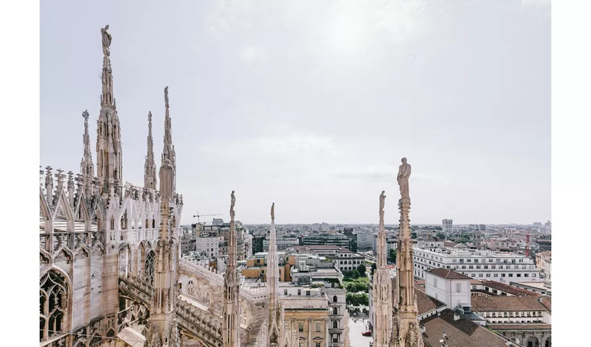 Duomo di Milano: Tour guidato per piccoli gruppi + Accesso alle terrazze