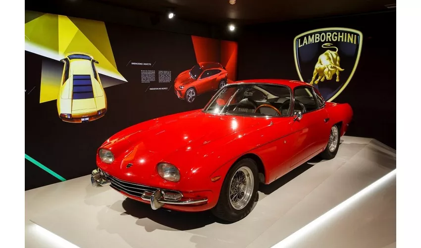Museo del Automóvil Lamborghini: Entrada + Visita a la fábrica