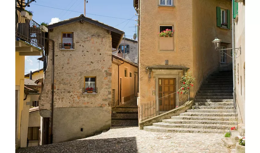 Lago di Como, Bellagio e Lugano: Tour Guidato da Milano