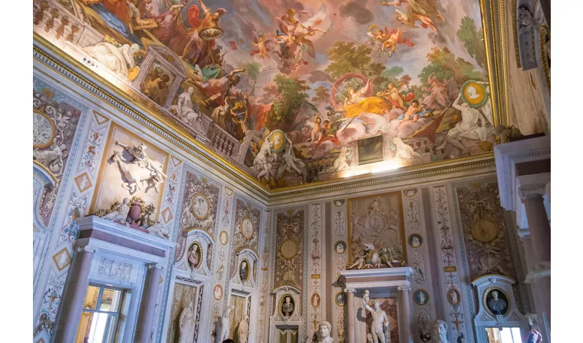 Borghese Gallery: Reserved Entrance
