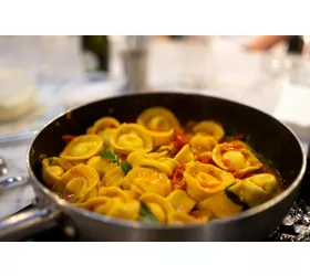 Milán: Experiencia en Clase de Cocina: Domina el arte de la pasta