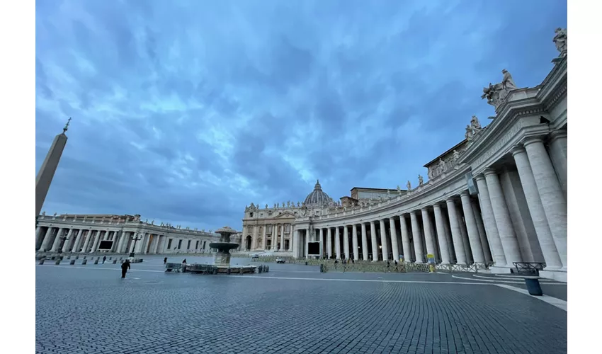 Vatican Museums & St. Peter's Basilica: Early Access + Guided Tour