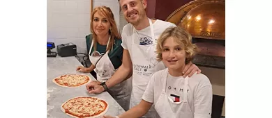 Rome: Tiramisu and Pizza Cooking Class