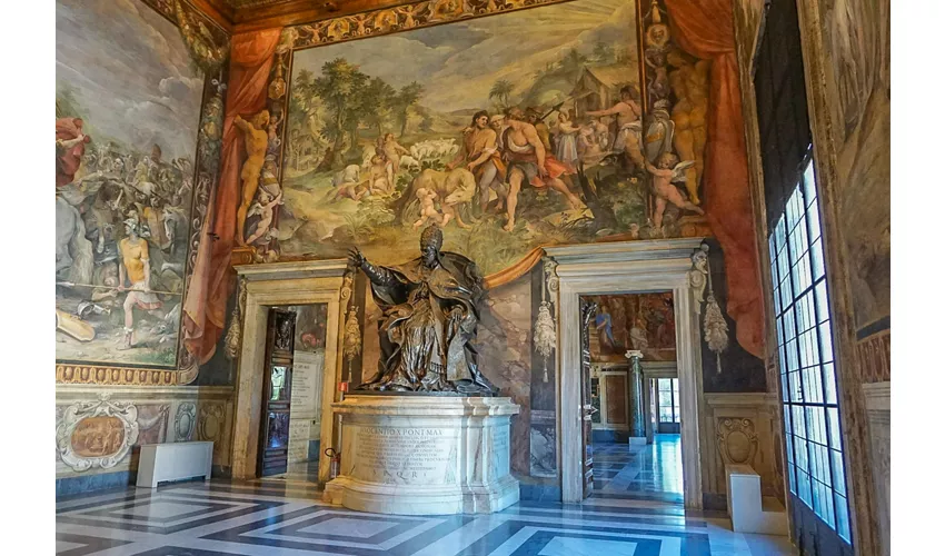 Capitoline Museums: Guided Tour + Multimedia Experience