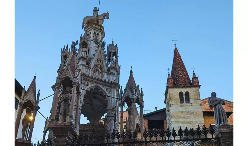 Dante en Verona: Recorrido a pie del Infierno al Paraíso