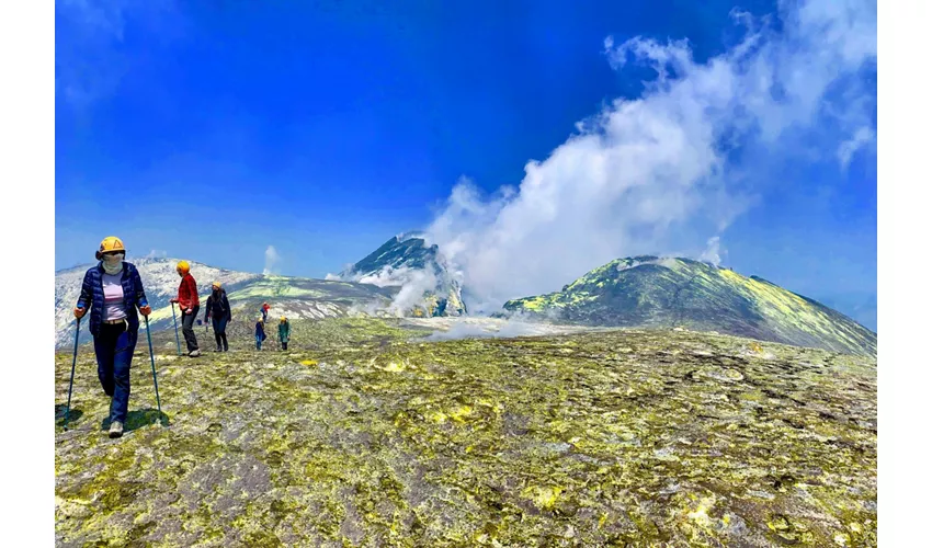 Excursión a la cima del Etna Norte en 4x4 + regreso a pie