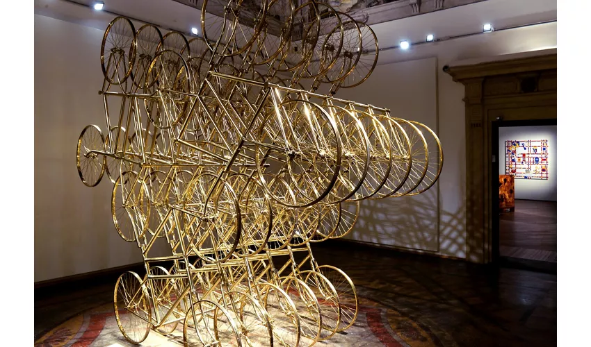 Palazzo Fava: "Mostra "Louise Nevelson