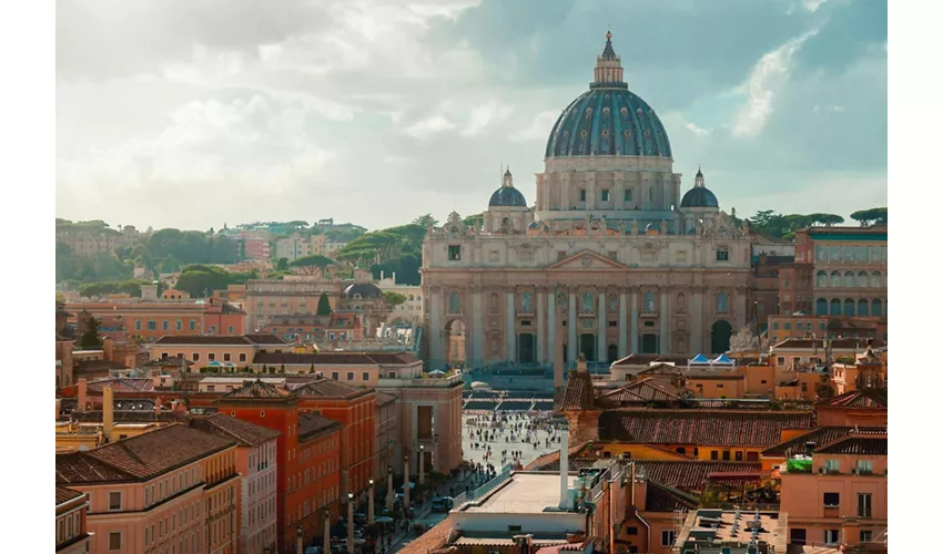 St. Peter’s Basilica & Vatican Underground: Guided Tour