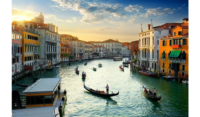 Vaporetto Pass: Venice Public Transport with Airport Transfer (ACTV)