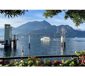 Bellano, Varenna, Bellagio e Como: Tour guidato in giornata da Milano + traghetto