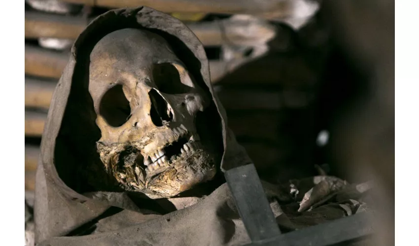 Rome: Roman Crypts and Catacombs Tour with Audio Guide
