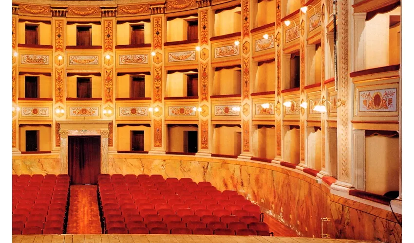 Teatro Nicola Vaccaj