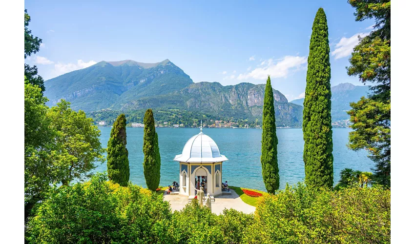Como, Lugano e Bellagio: crociera privata in barca da Milano