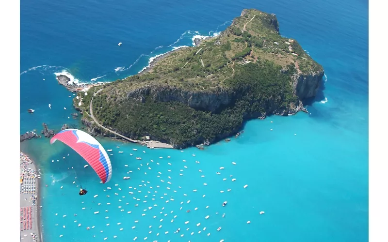 Where to go paragliding in Calabria