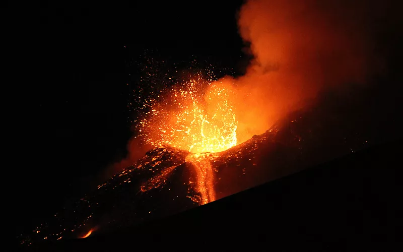 Il potere dell’Etna: fuoco, dèi e cavalieri